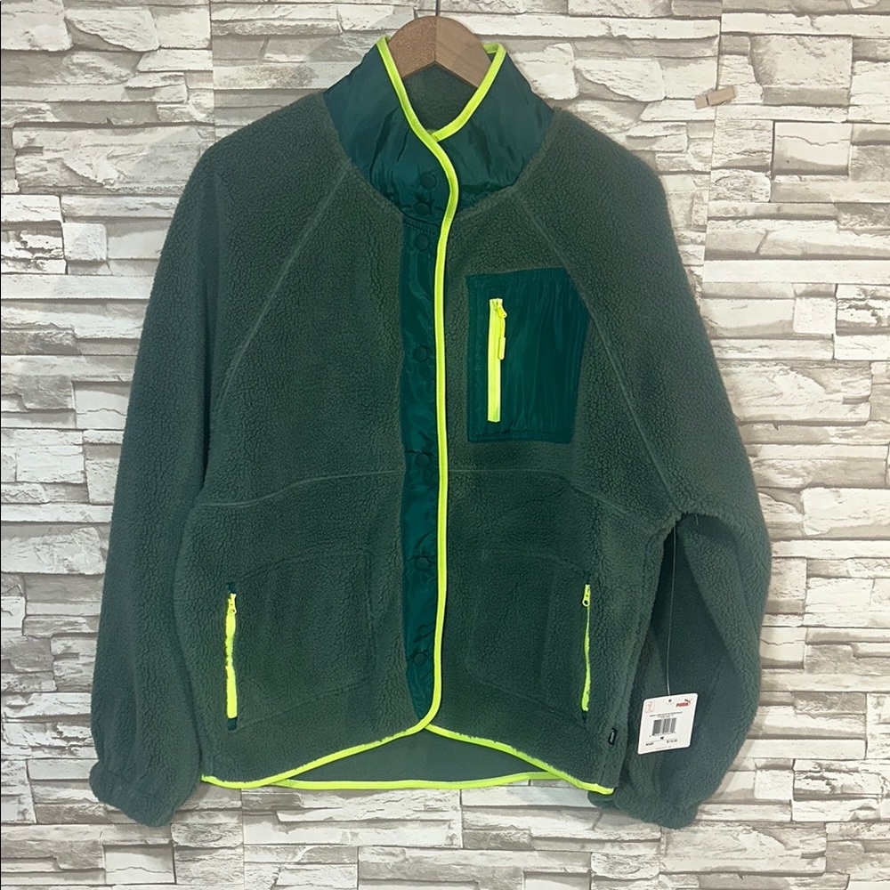 PUMA Sherpa Green Fleece Jacket with Neon Accents